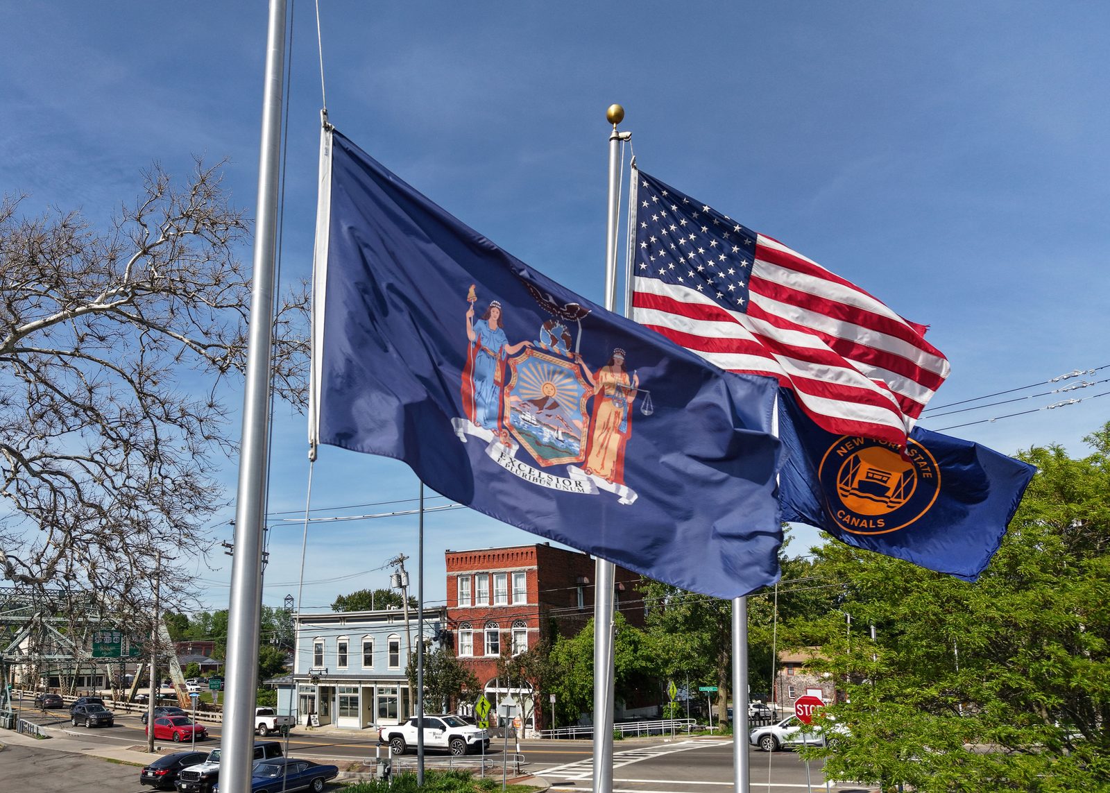 New York State flag flying in Baldwinsville