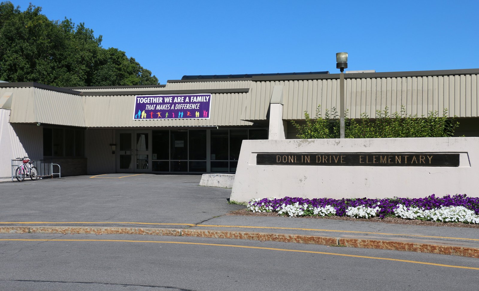 Donlin Drive Elementary School, Liverpool Central School District